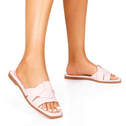 Sommerliche Slides in Rosa – Trendiger Komfort für jeden Tag